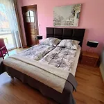Adek Séjour chez l'habitant
