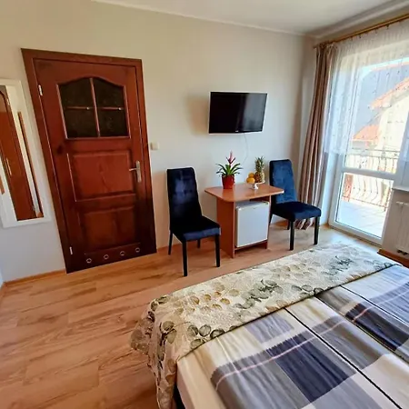 Privatunterkunft Adek